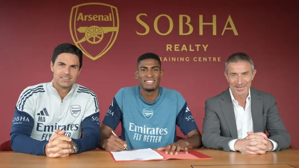 Arsenal Confirm Arrival Of Valencia Defender Mosquera